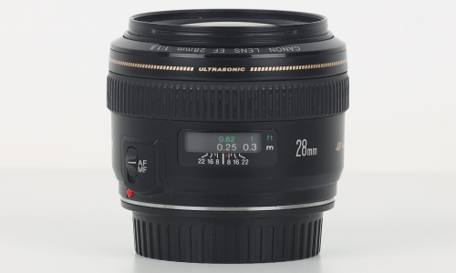 Canon EF 28mm f1.8 USM